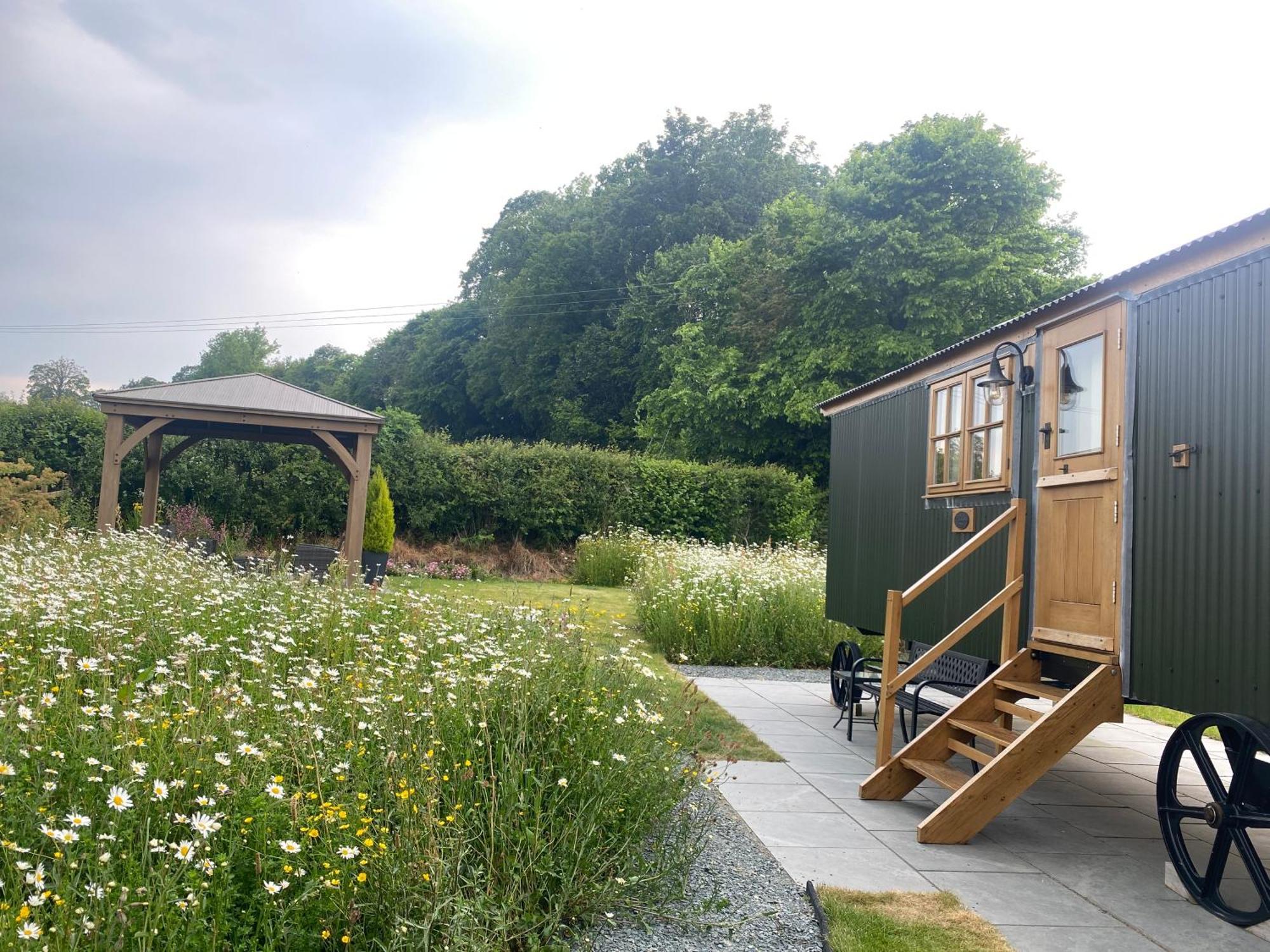 Woody'S Retreat Hotel Bolton by Bowland Exterior foto